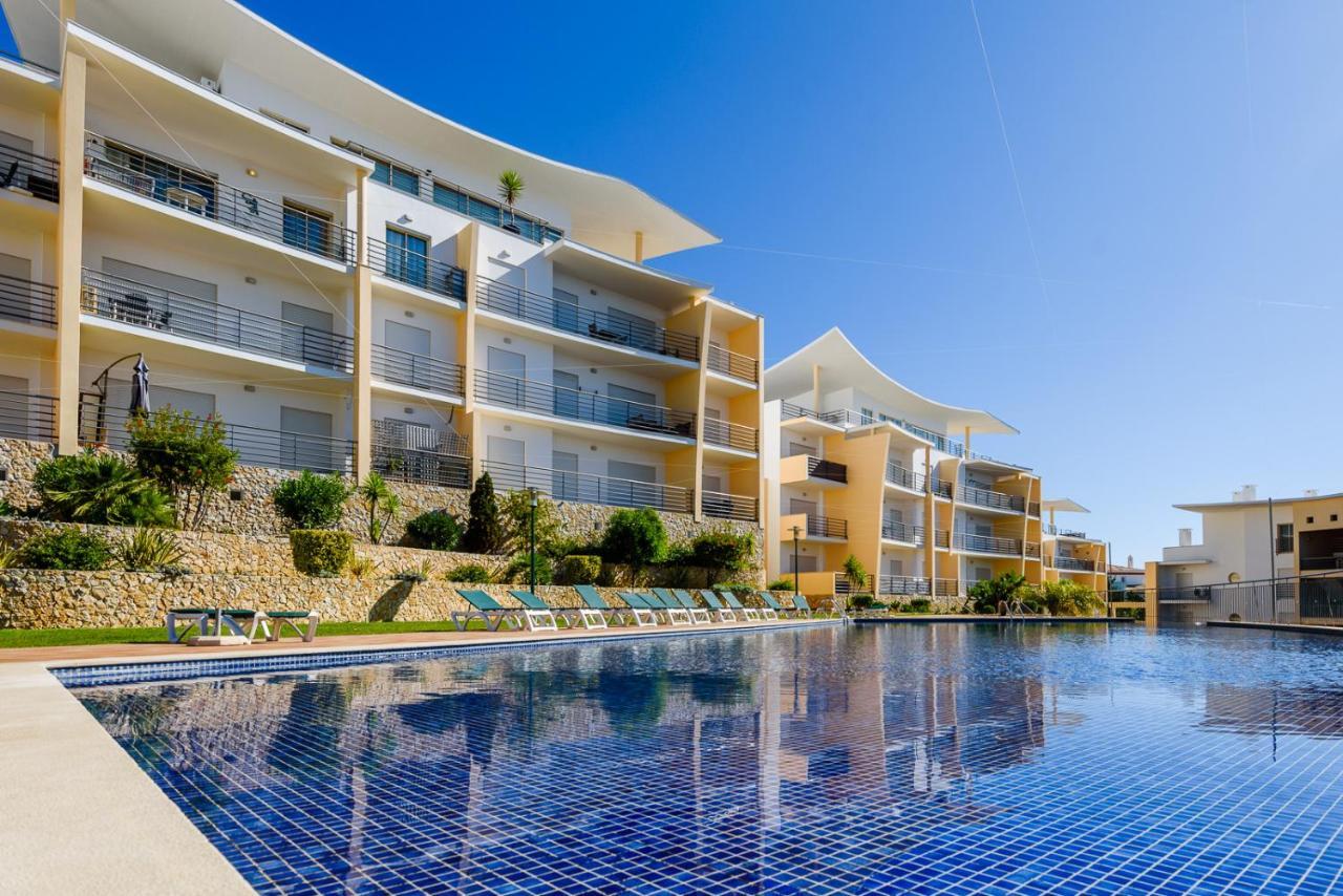 Bnb Homes Ocean View Apartment With Lovely Terrace, 2 Swimming Pools & Tennis Court Albufeira Exterior foto